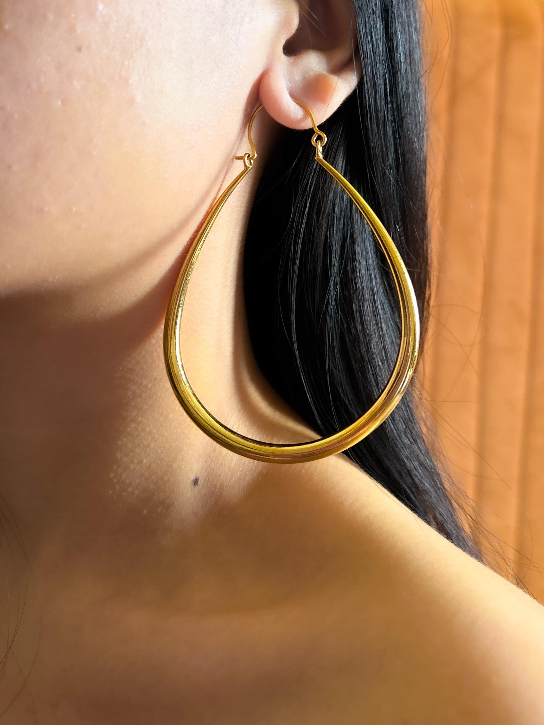 Rekhhta Essentials Earrings Aloura Big Hoop Earrings