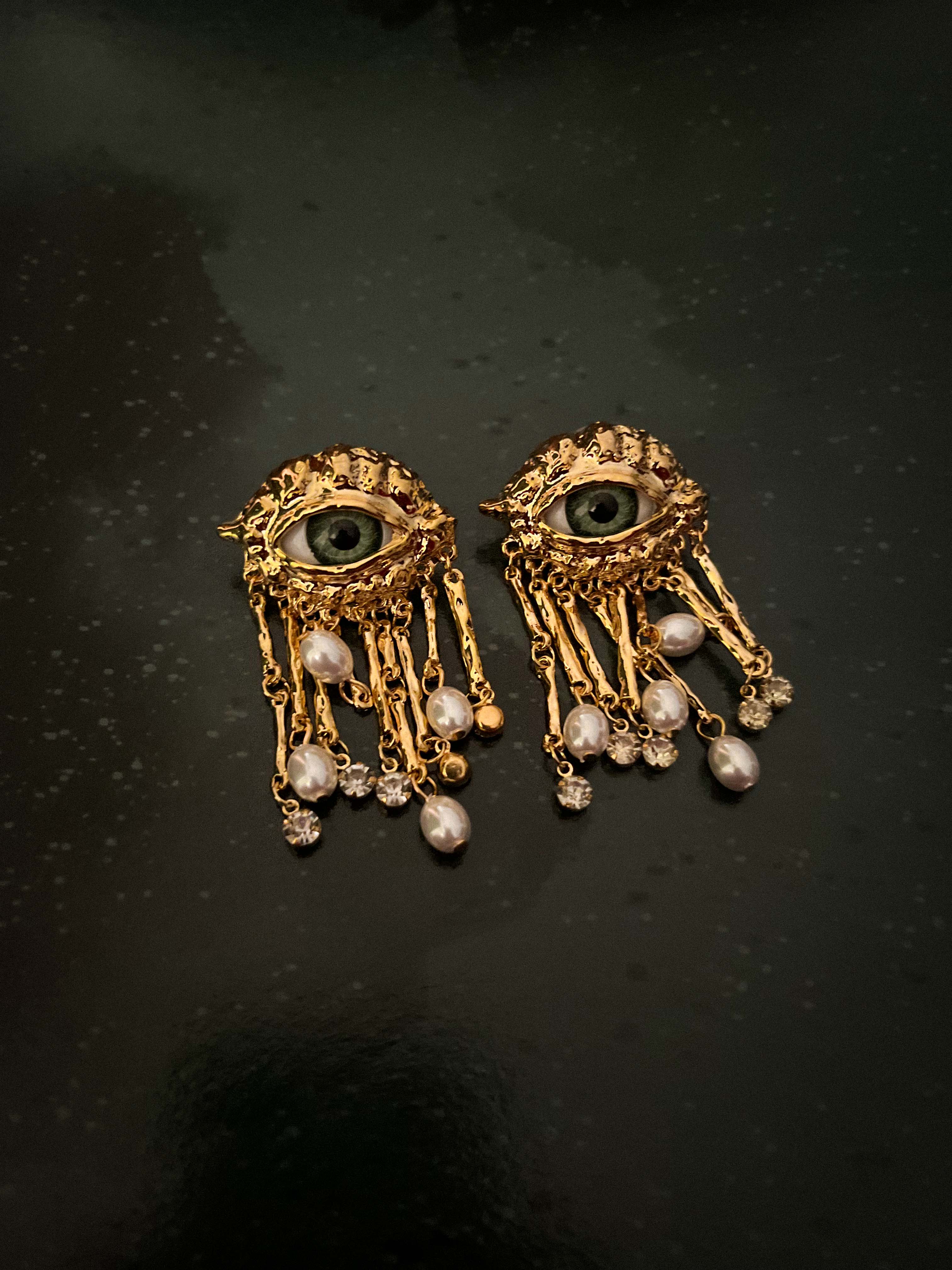 Rekhhta Essentials Earrings Mystic Gaze Earrings