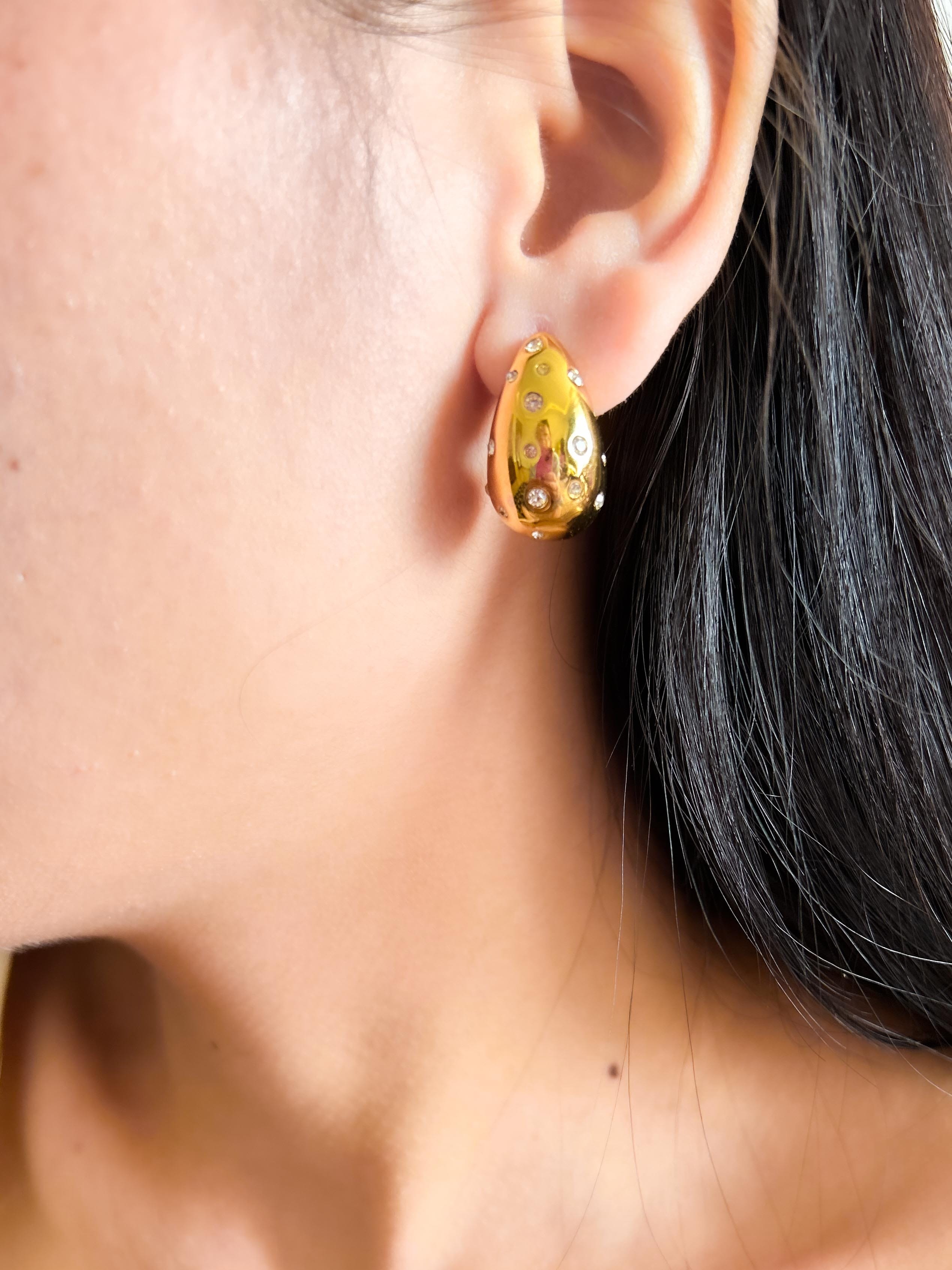 Rekhhta Essentials Earrings Small Gilded Cashew Earrings