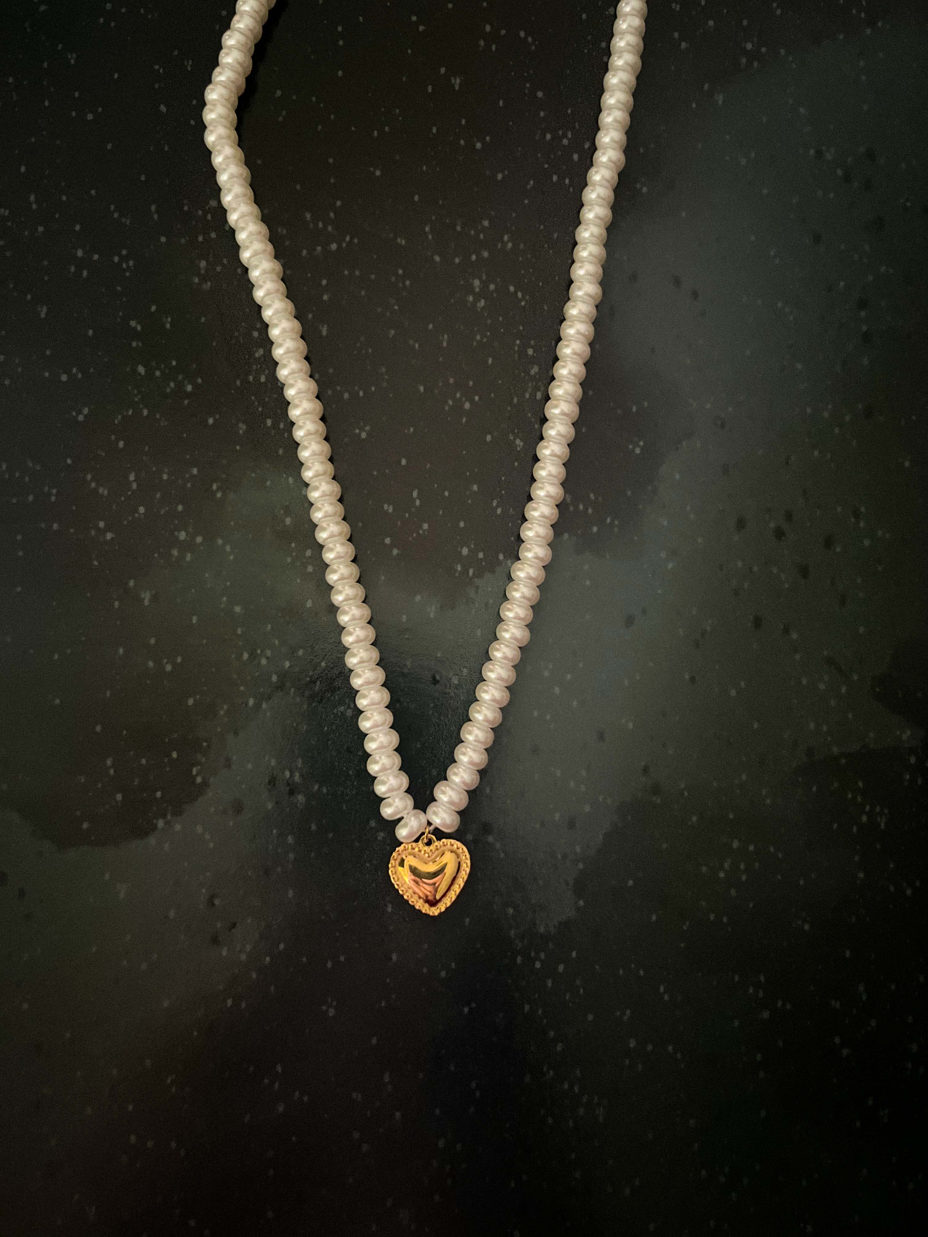 Rekhhta Essentials Necklace Pearl Heart Necklace